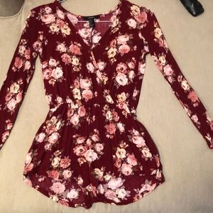 Forever 21 floral maroon romper. Size Small.